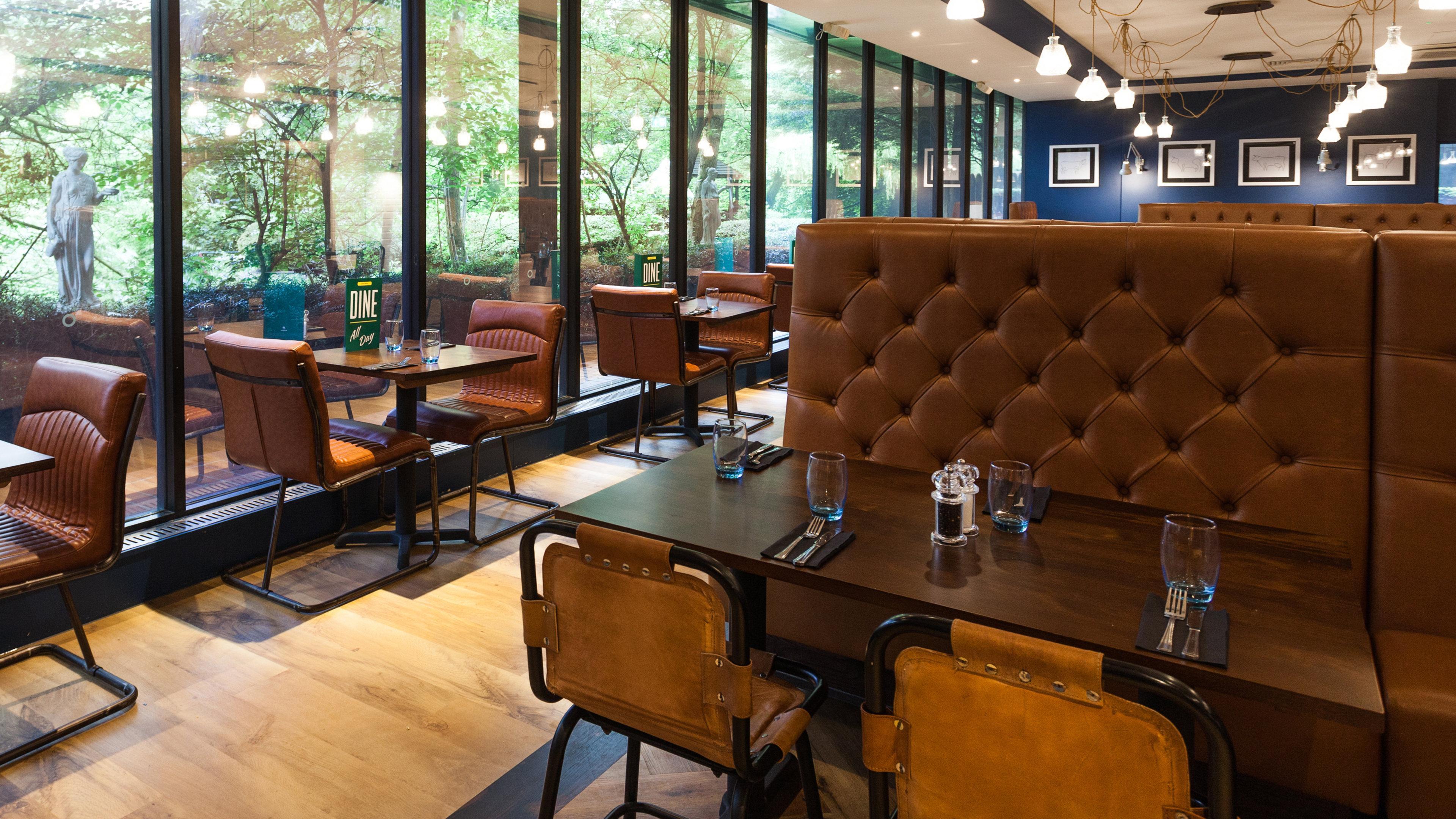 Holiday Inn Runcorn M56 Junction 12 By Ihg Екстер'єр фото