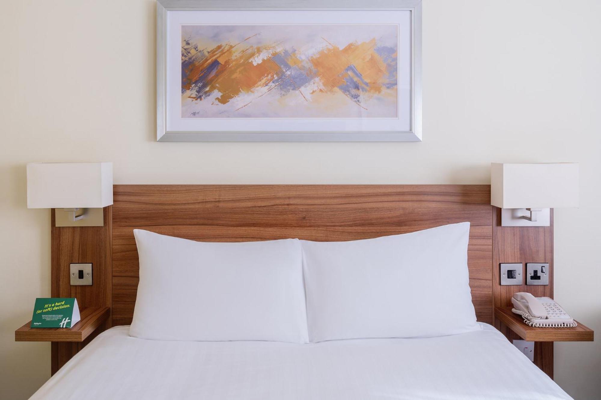 Holiday Inn Runcorn M56 Junction 12 By Ihg Екстер'єр фото
