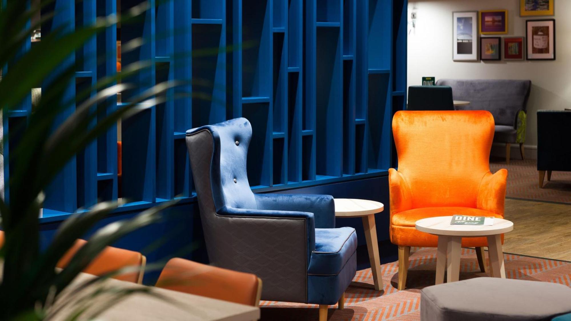 Holiday Inn Runcorn M56 Junction 12 By Ihg Екстер'єр фото