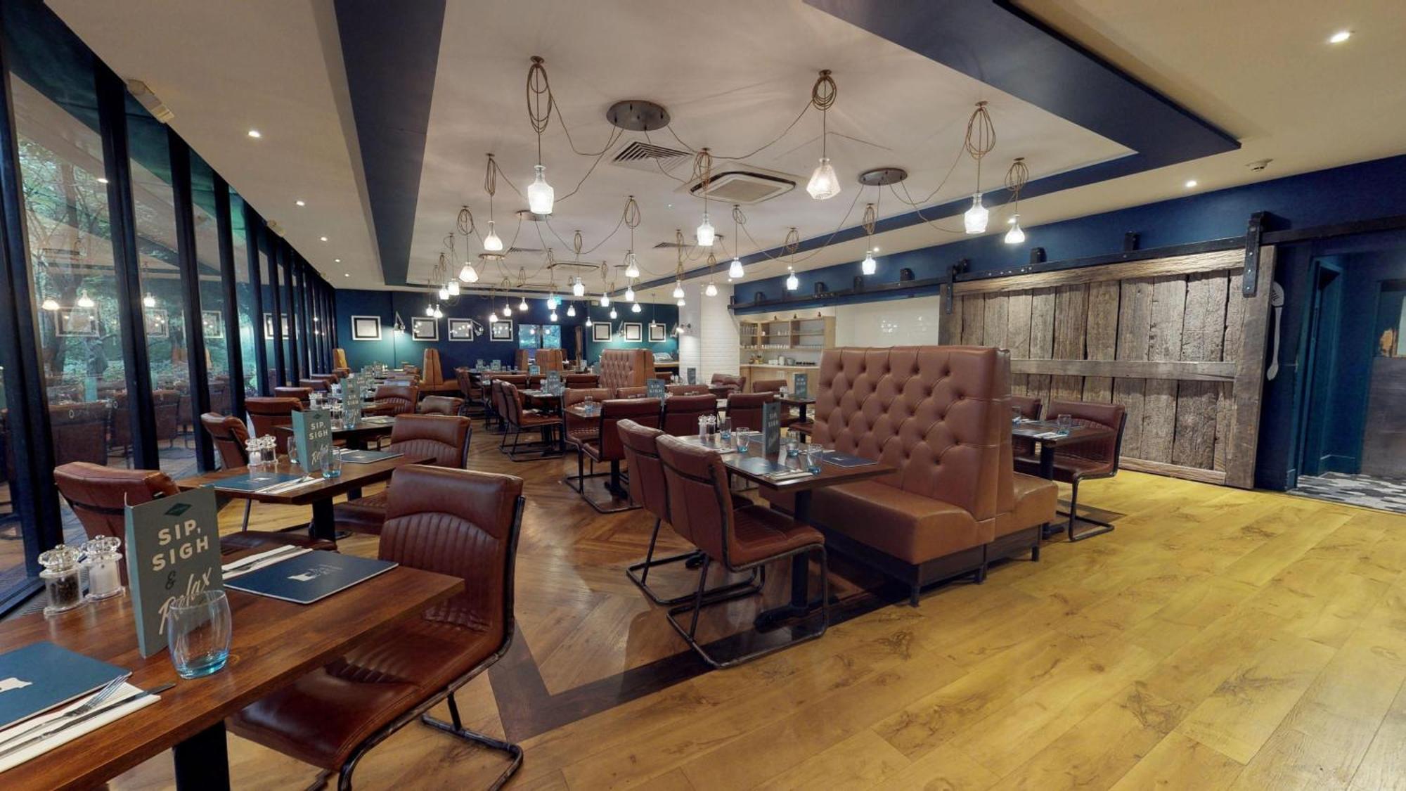 Holiday Inn Runcorn M56 Junction 12 By Ihg Екстер'єр фото