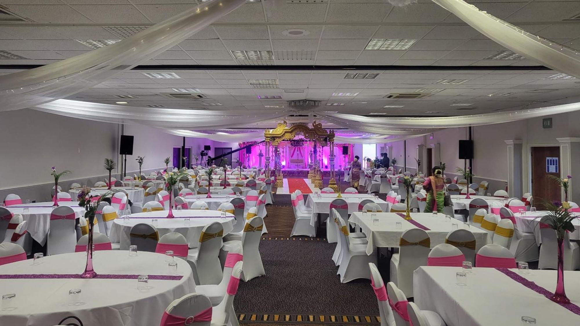 Holiday Inn Runcorn M56 Junction 12 By Ihg Екстер'єр фото