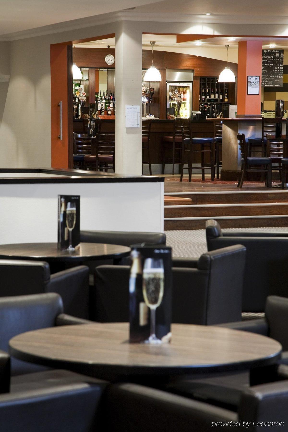 Holiday Inn Runcorn M56 Junction 12 By Ihg Екстер'єр фото